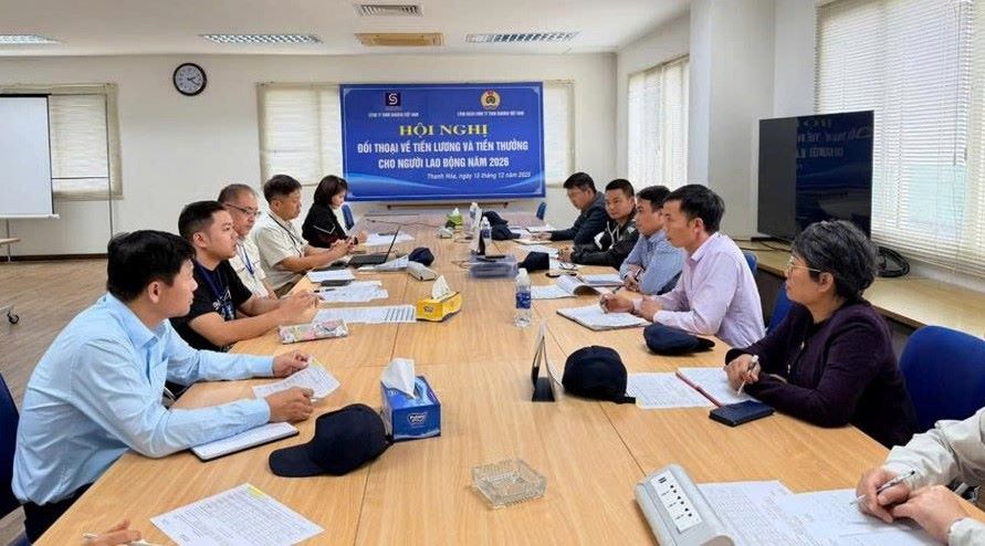 The Trade Union of Sakurai Vietnam Co., Ltd. promotes dialogue and collective negotiation, contributing to improving welfare and building harmonious labor relations. Photo: Thanh Hoa Trade Union
