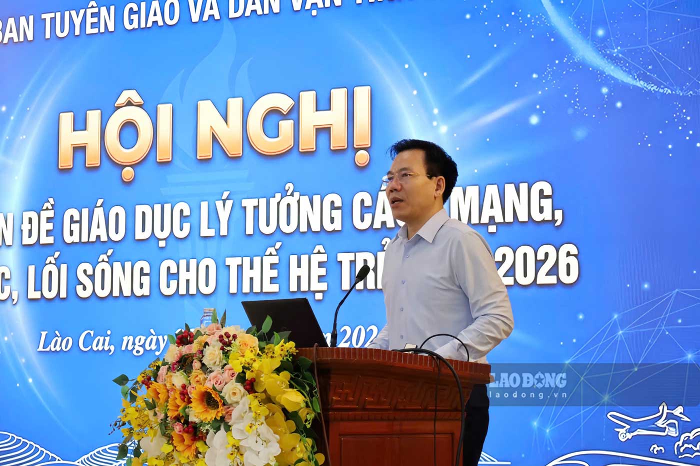 Ông Dương Đức Huy - Trưởng Ban Tuyên giáo và Dân vận Tỉnh ủy phát biểu tại hội nghị. Ảnh: Thu Hiền