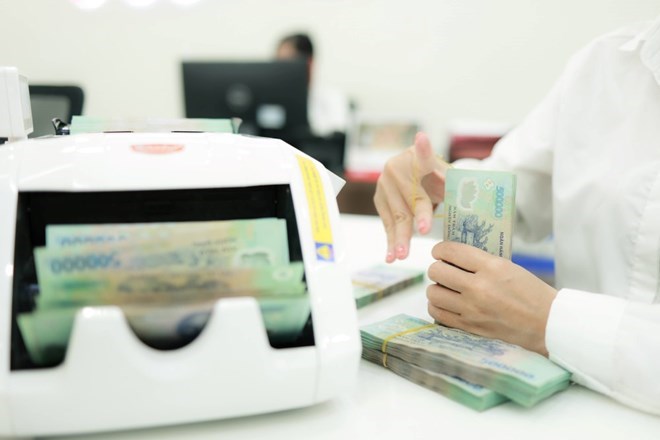 2026年7月1日から基本給が引き上げられる予定、社会保険に特典が追加。写真:ハイ・グエン