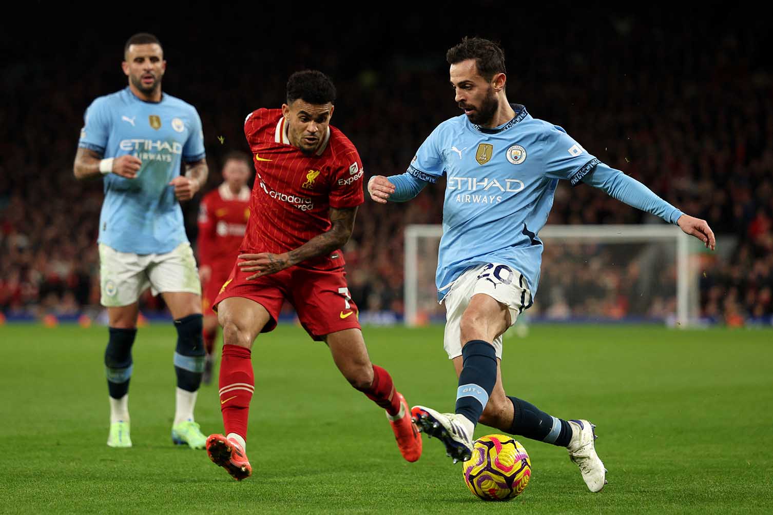 Bernardo Silva là trái tim trong lối chơi của Man City.  Ảnh: AFP