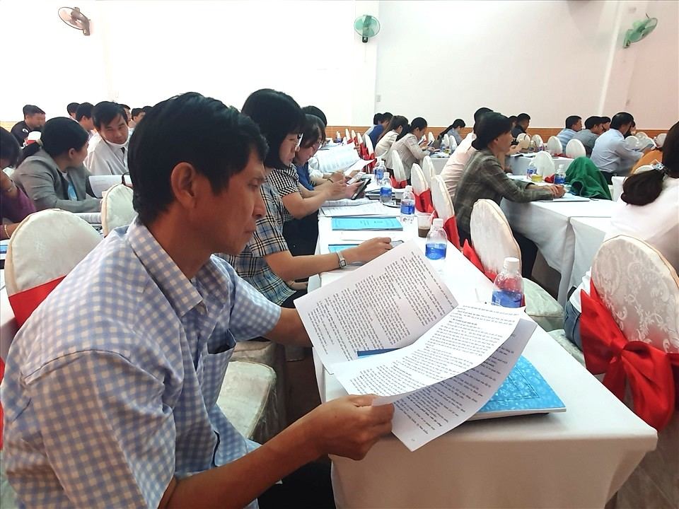 In recent years, trade union levels in Dak Lak province have promptly disseminated the Party's guidelines and policies, and the State's laws to union members and workers. Photo: Long Du
