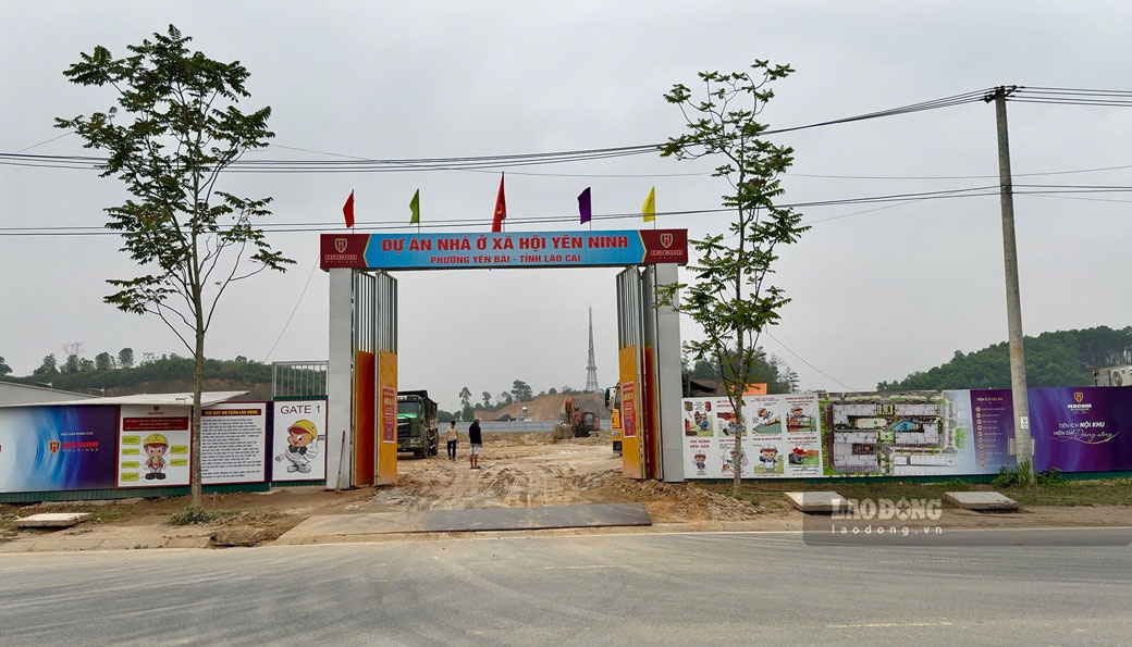 Dự án NƠXH Yên Ninh đang được thi công phần móng. Ảnh: Tân Văn