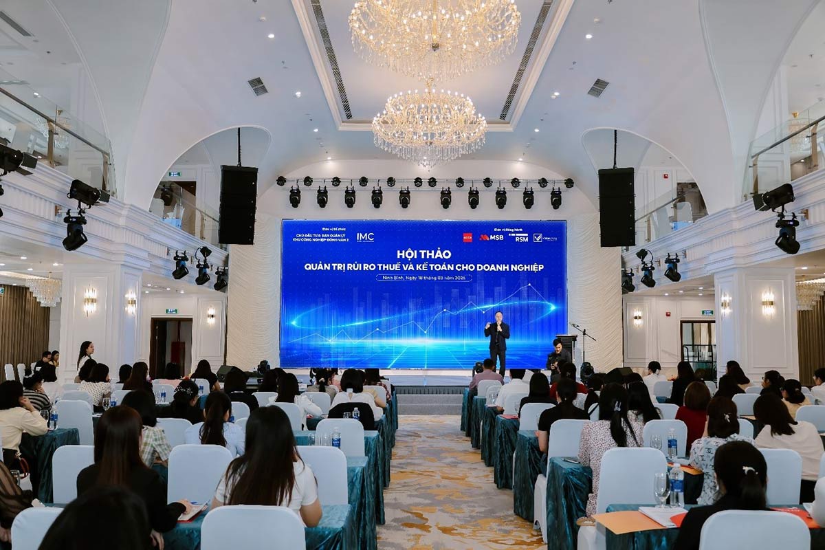 Hội thảo Quản trị rủi ro Thuế và Kế toán cho doanh nghiệp thu hút đông đảo doanh nghiệp tham gia. Ảnh: ROX