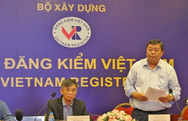 Cục Đăng kiểm lên tiếng về đề xuất bỏ phương pháp đạp hết ga kiểm tra khí thải