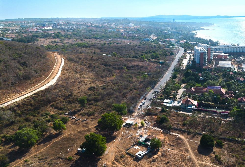 Vị trí tuyến đường ven biển dự kiến sẽ đi qua. Ảnh: Duy Tuấn 