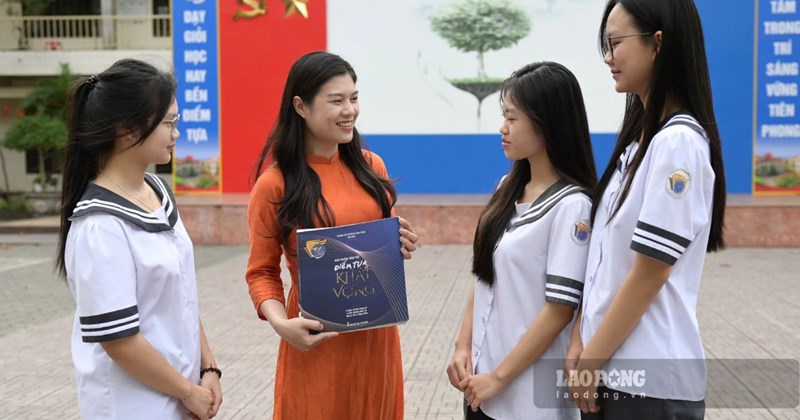 Cô giáo 9X đạt thành tích ấn tượng, trúng cử đại biểu Quốc hội