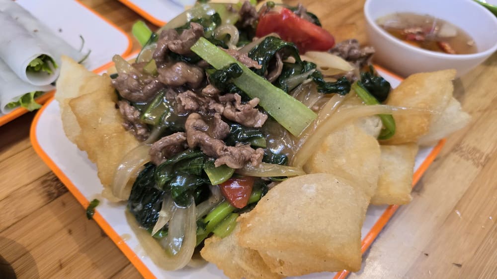 The way to make puffed pho needs to follow the correct process to make puffed pho delicious and crispy. Photo: Tuan Dat