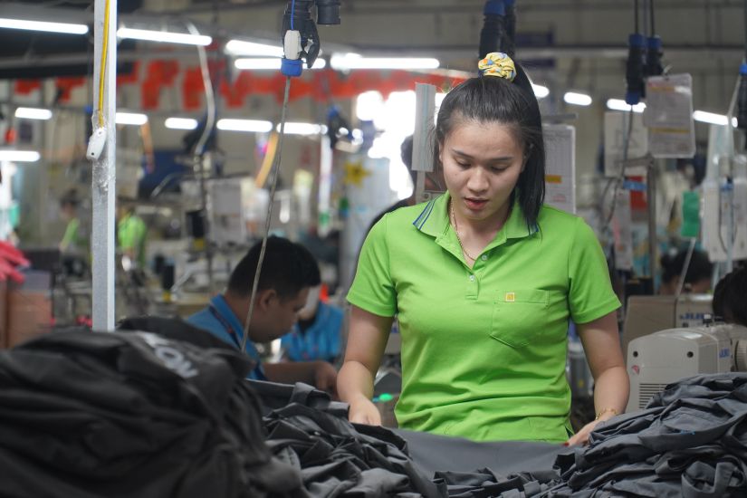 Dong Phu Cuong Joint Stock Company recruits a large number of workers to expand production. Photo: Ha Anh Chien