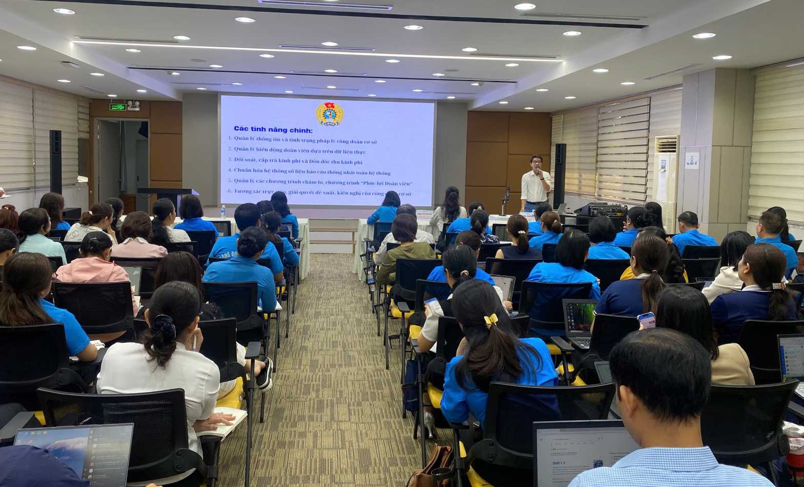 Báo cáo viên hướng dẫn 