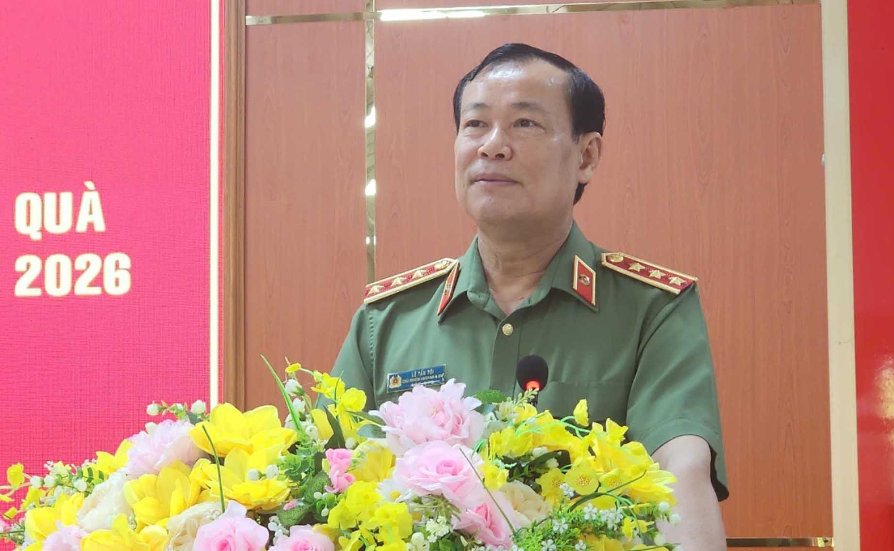 In the list of 500 elected National Assembly deputies of the 16th term is Senior Lieutenant General Le Tan Toi - Chairman of the National Defense, Security and Foreign Affairs Committee. Photo: Nguyen Tuan.