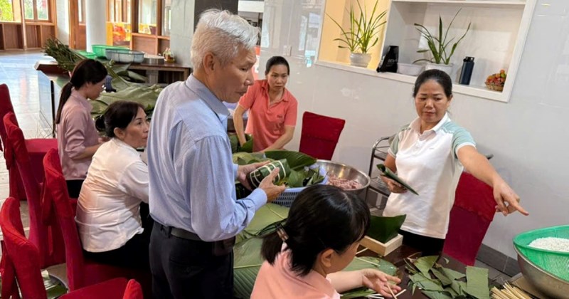 Sáng kiến "Mỗi người giỏi một việc, biết làm nhiều việc
