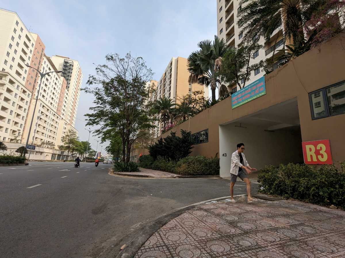 Nơi đây từng trưng dụng làm bệnh viện dã chiến mùa dịch COVID-19. Ảnh: Anh Tú