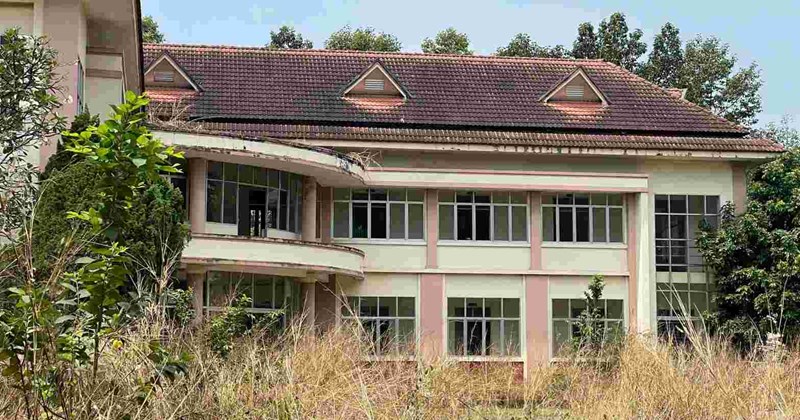 TP.HCM: Trụ sở cũ hàng nghìn m2 bị bỏ hoang
