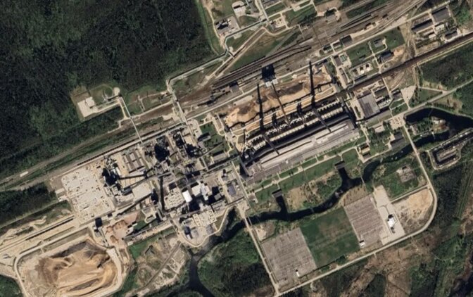 A drone hit the chimney of Estonia's Auvere power plant. Photo: Google Maps