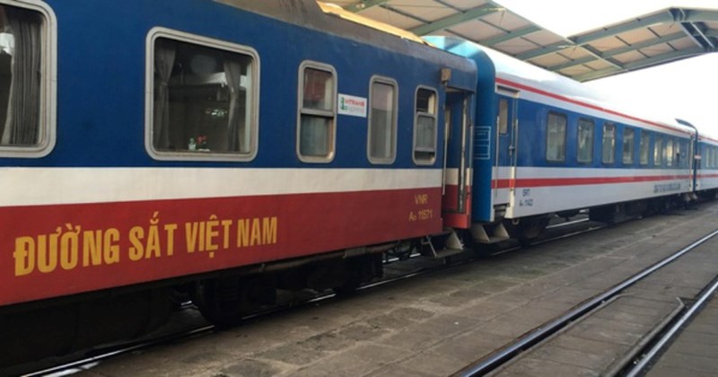 Vận tải đường sắt không giảm giá vé có thể bị phạt 10 triệu đồng