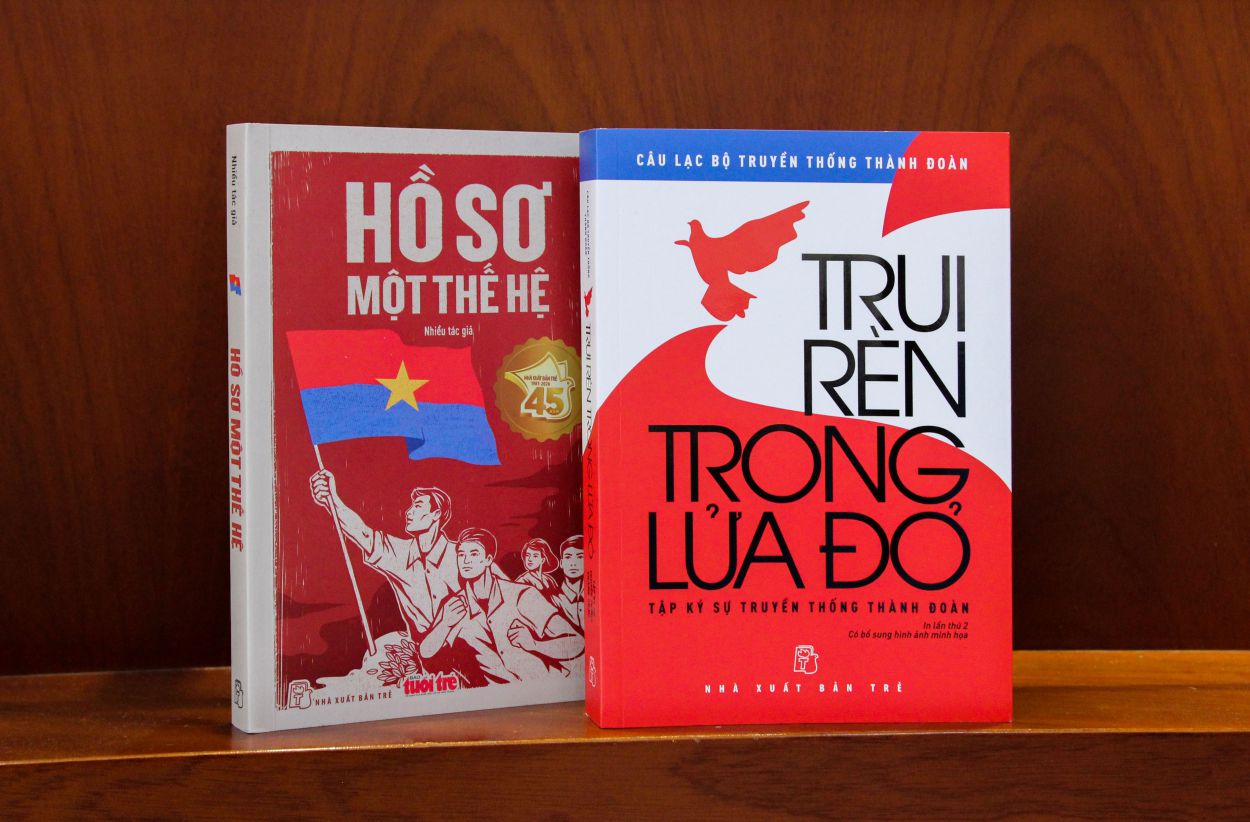Two titles "Records of a Generation" and "Stirring in Red Fire". Photo: Publishing House