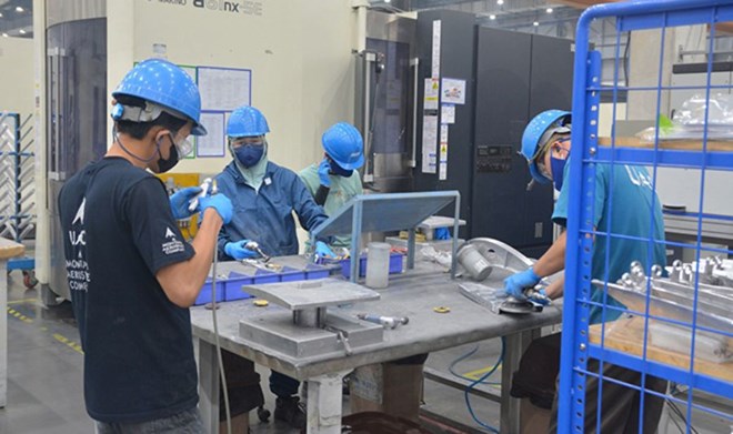 Da Nang Trade Union links Workers' Month with improving labor safety. Photo: Tra Van