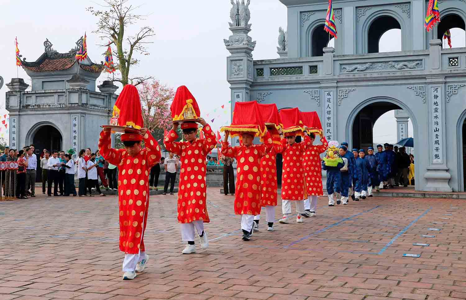 Lễ rước, tế tiên hiền. Ảnh: Thành Sen