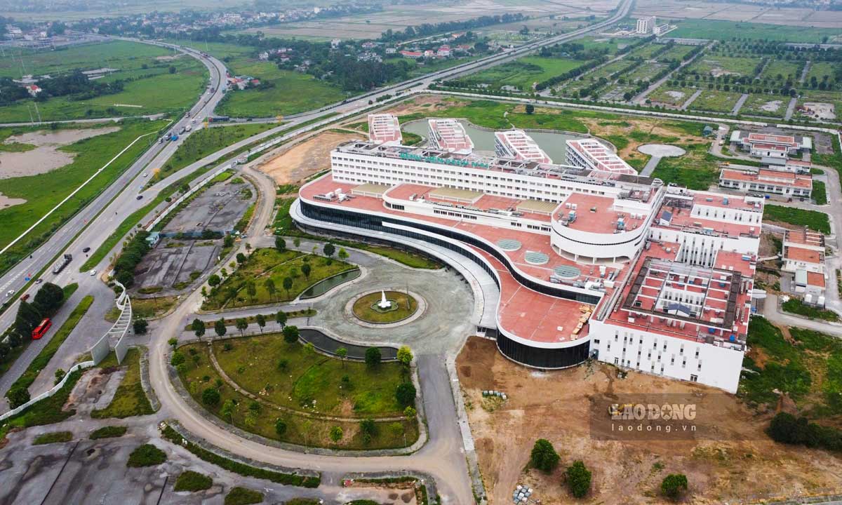 Establishment of a working group to review investment projects in Ninh Binh province. Photo: Luong Ha