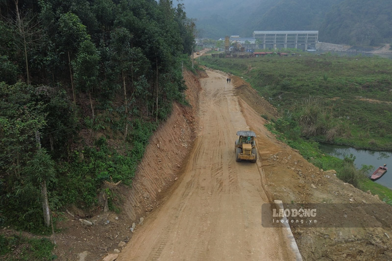 Chính quyền địa phương cho biết sẽ hoàn tất giải phóng mặt bằng tron quý 2.2026 để bàn giao cho đơn vị thi công. Ảnh: Đinh Đại