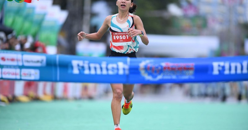 Hoàng Thị Ngọc Hoa và hành trình marathon Nha Trang