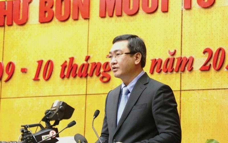 응우옌 칸 토안 씨가 랑선성 인민위원회 위원장으로 선출되었습니다. 사진: 탄 빈