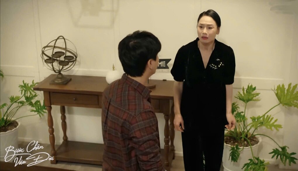 Sự phản kháng muộn màng của Quân trước những áp đặt của bà Dung. Ảnh: VFC