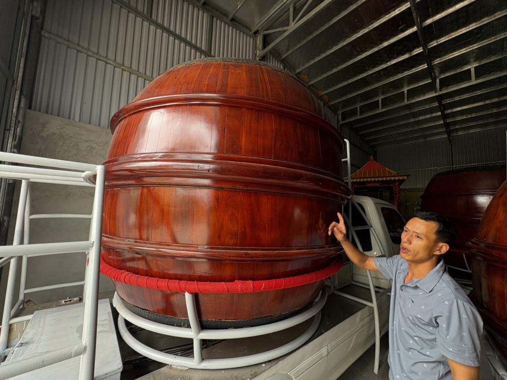 Một chiếc trống nhỡ. Ảnh: Bảo Hân 