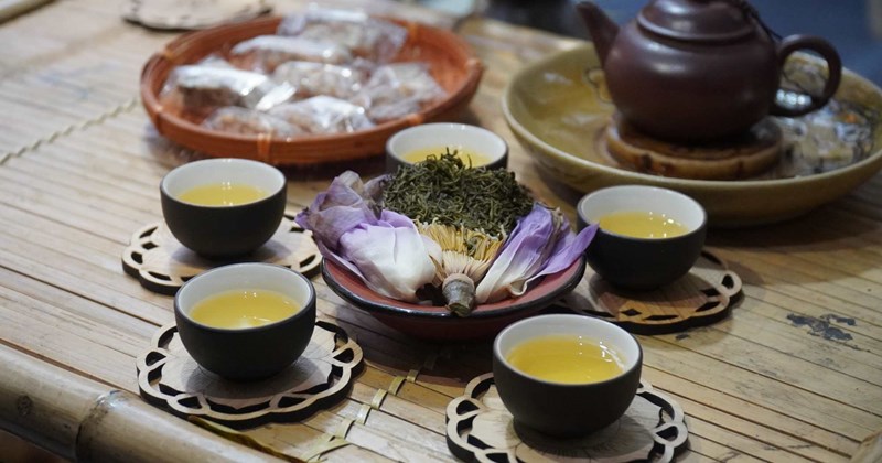 Nghề ướp trà sen Hồ Tây qua bàn tay người phụ nữ