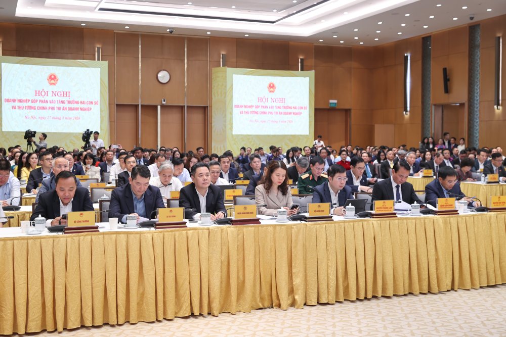 Hội nghị Doanh nghiệp góp phần vào tăng trưởng 2 con số và Thủ tướng Chính phủ tri ân doanh nghiệp. Ảnh: VGP