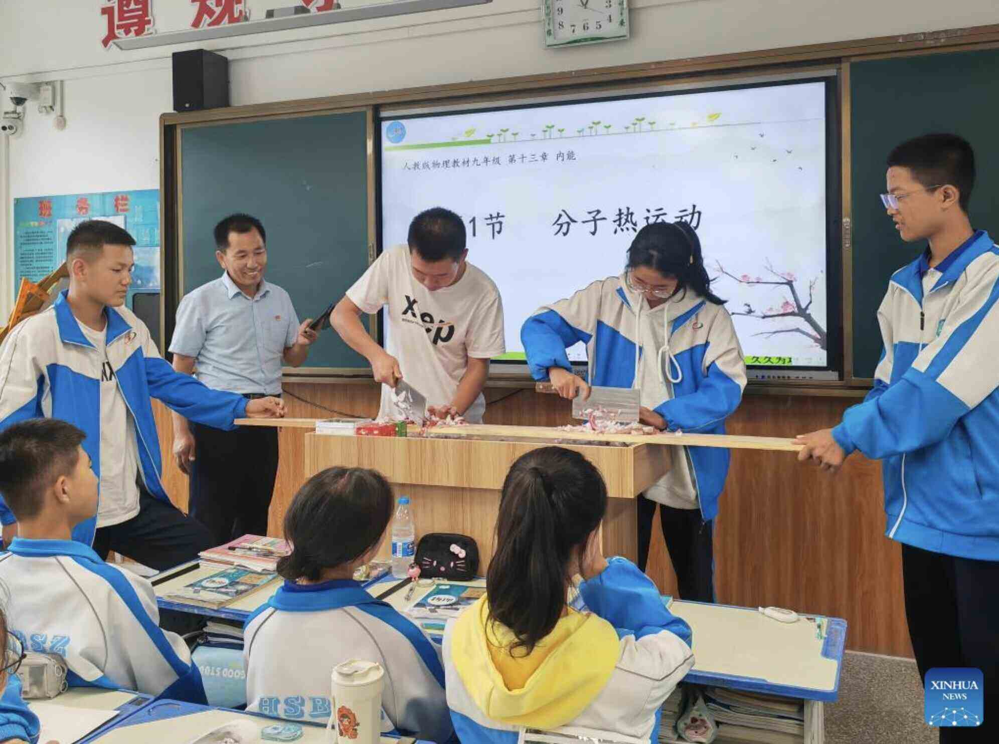 Students participate in class activities in China. Photo: Xinhua