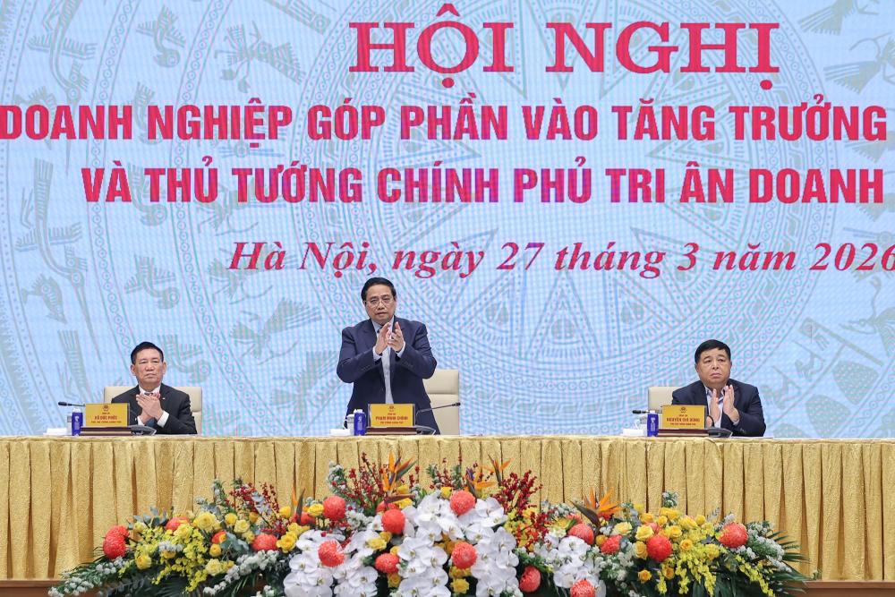 Thủ tướng Chính phủ Phạm Minh Chính, Phó Thủ tướng Chính phủ Hồ Đức Phớc, Phó Thủ tướng Chính phủ Nguyễn Chí Dũng chủ trì hội nghị. Ảnh VGP