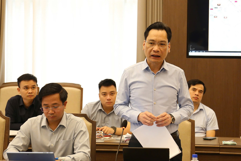 Lãnh đạo sở của tỉnh Lào Cai thông tin về việc triển khai dự án. Ảnh: Thanh Thủy