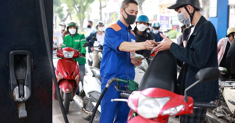 Giá xăng được dự báo tiếp tục giảm trong kỳ điều hành tới