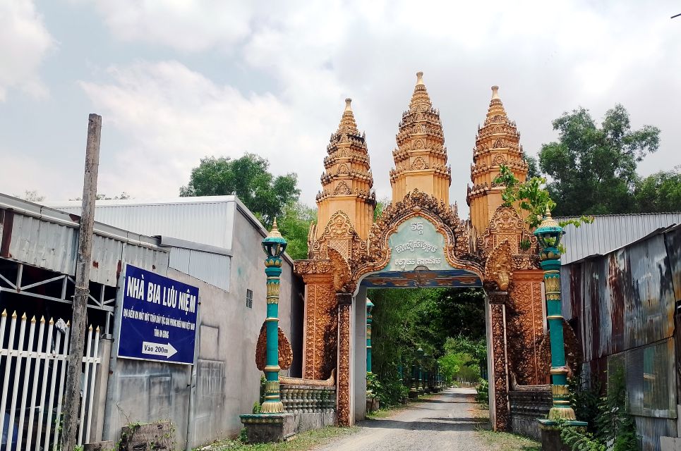 Đường vào chùa Tà Miệt, xã Ô Lâm, tỉnh An Giang. Ảnh: Thanh Mai