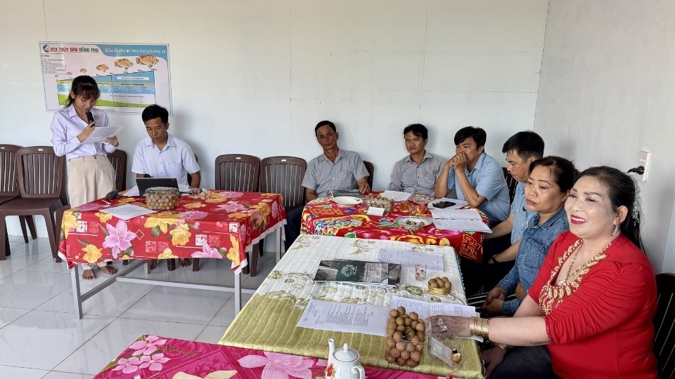 Vue du Congrès annuel de la coopérative aquacole de Đồng Phú. Photo: Hoàng Lộc