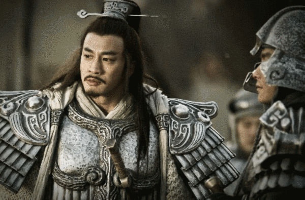 Ha Nhuan Dong in the image of a general. Photo: VieON.