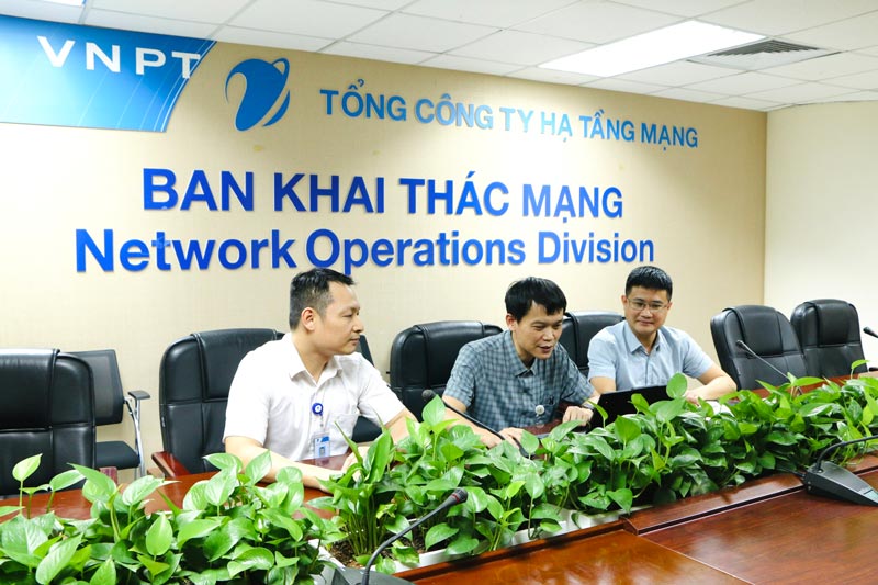 Innovative author group, from left: Nguyen Tuan Nam, Do Ngoc Anh and Pham Van Hanh. Photo: Provided by the character