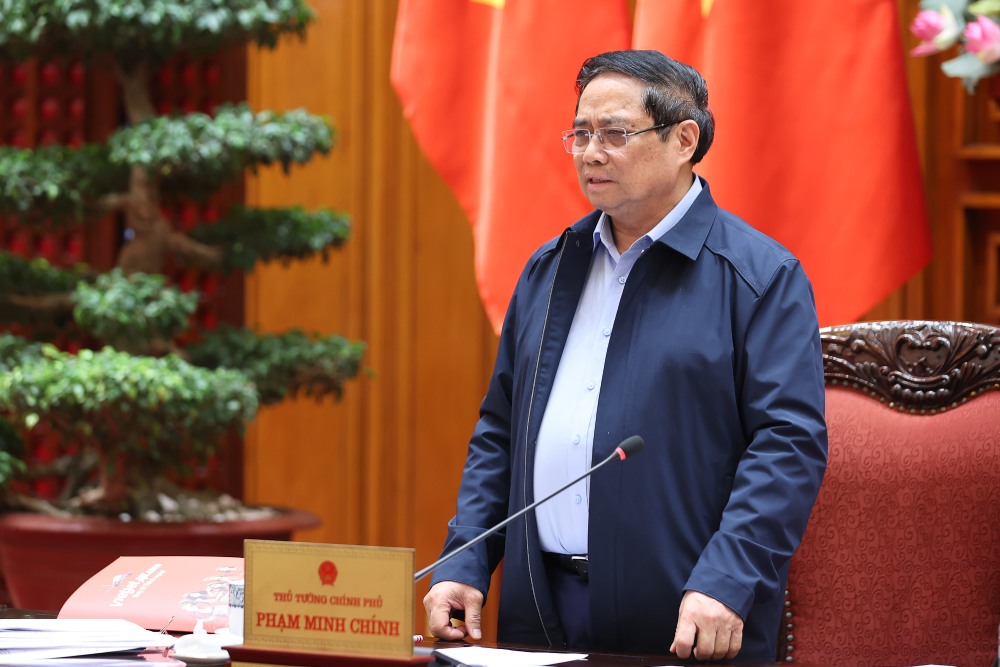Prime Minister Pham Minh Chinh directs on proposals for mechanisms and policies to promote the development of the National Refinery and Petrochemical and Energy Center in Dung Quat Economic Zone (Quang Ngai). Photo: VGP