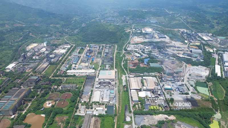 Industrial parks in Lao Cai are creating jobs and income for thousands of local workers. Photo: Dinh Dai