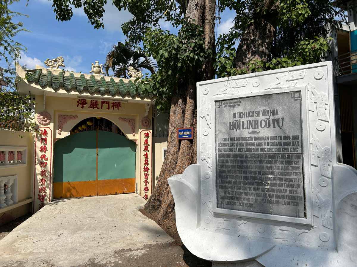 Chùa Hội Linh khởi lập năm 1907. B
