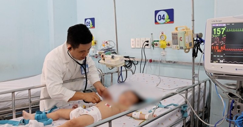 Chủng EV71 tăng trở lại, phụ huynh không chủ quan với bệnh tay chân miệng