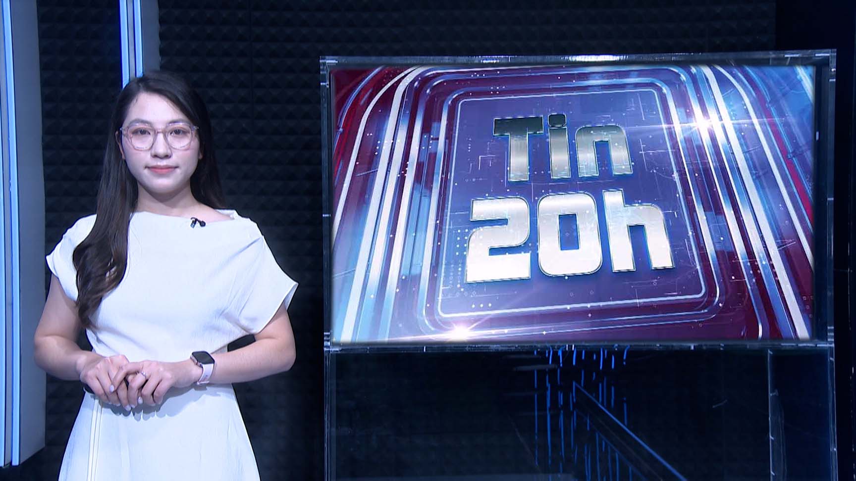 20時ニュース:ノイバイ-ラオカイ高速道路の建設の不備、事故のリスクが増加