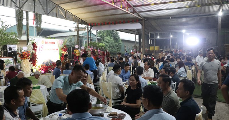 Trần Yên: "Bữa cơm Công đoàn ấm lòng" tại xưởng sản xuất
