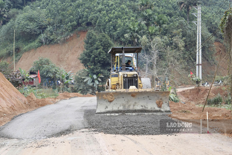 Tuyến đường Quy Mông - Kiên Thành có chiều dài 13 km đã dần hoàn thiện