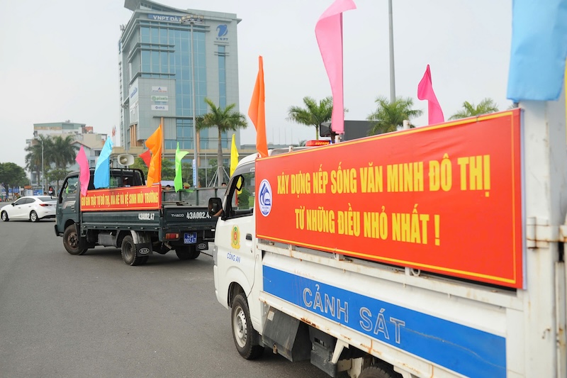 ダナンは、もはや太鼓を叩いて放置しないように歩道を撤去します。写真:グエン・リン