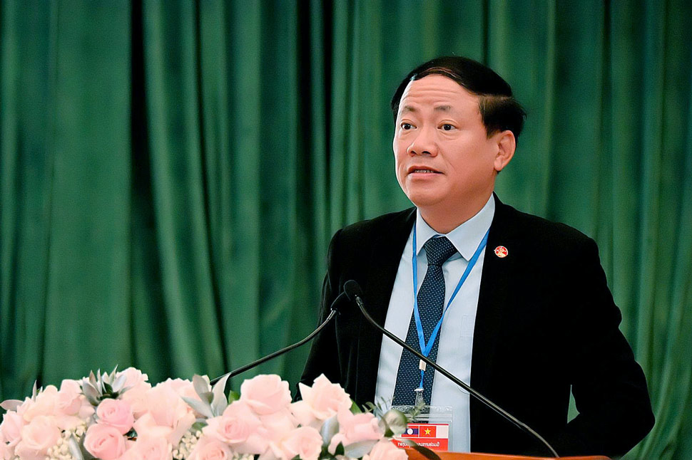 Chủ tịch UBND tỉnh Gia Lai Phạm Anh Tuấn phát biểu. Ảnh: Đức Thụy