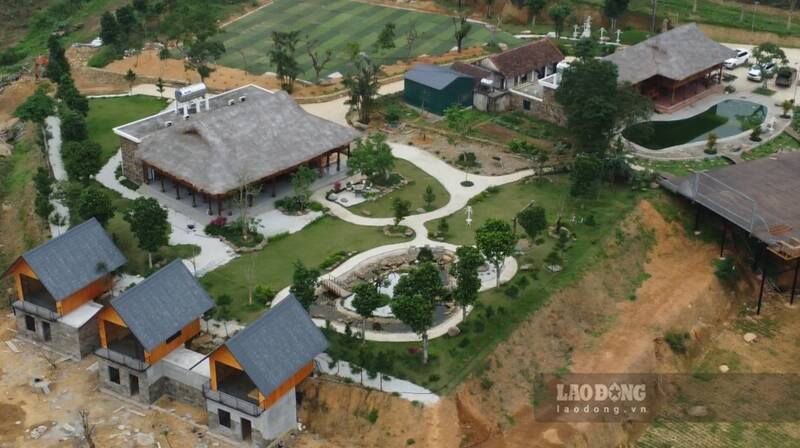 Nhiều hạng mục tại khu nghỉ dưỡng trên địa bàn xã Sơn Thủy nằm trong quy hoạch Vườn quốc gia Tam Đảo. Ảnh: Nhóm Pv