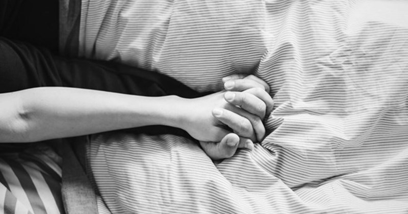 Tuổi 40: Điều gì thực sự kiểm soát cảm xúc và ham muốn?