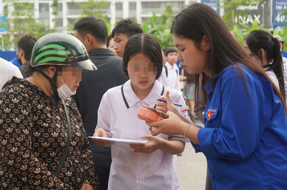 ハイフォン市は2026-2027学年度の10年生への入学計画を承認しました。写真:マイ・ズン